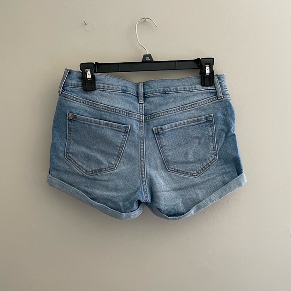 Boyfriend Jean shorts! Size 0 - Picture 3 of 4